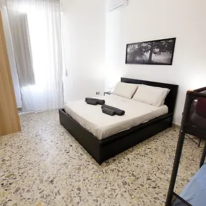 Center Appartamento Aeroporto di Catania Fontana Rossa